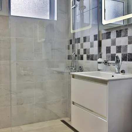 Black Sea Royal Apartamento *