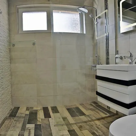 Black Sea Royal Apartamento *
