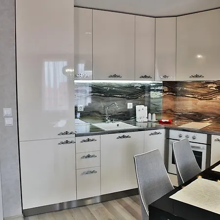 Black Sea Royal Apartment *